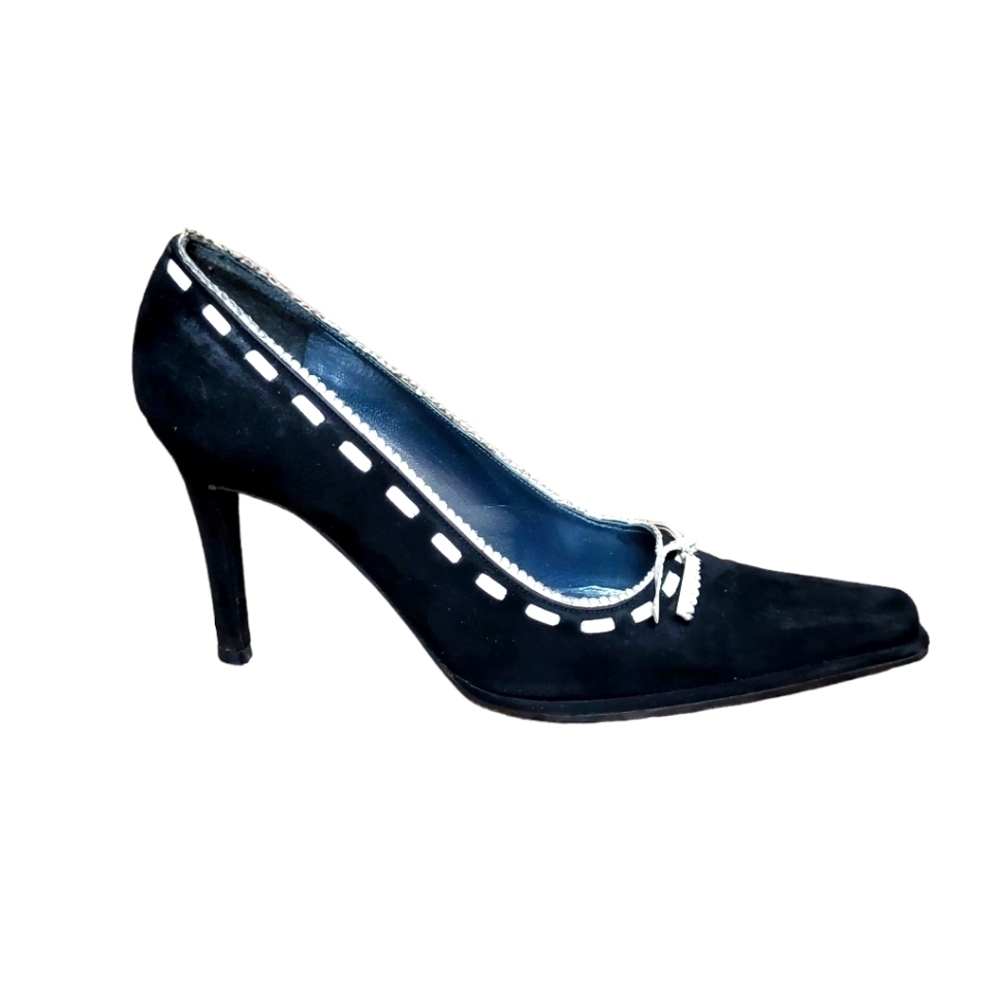 Stuart Weitzman Black And White Suede Carrer Pumps With Bow Detail 7.5 M